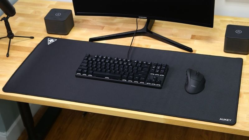 Alfombrilla Aukey XXL | $13 | Amazon | Usa el código AUKEYXXLFoto: Amazon